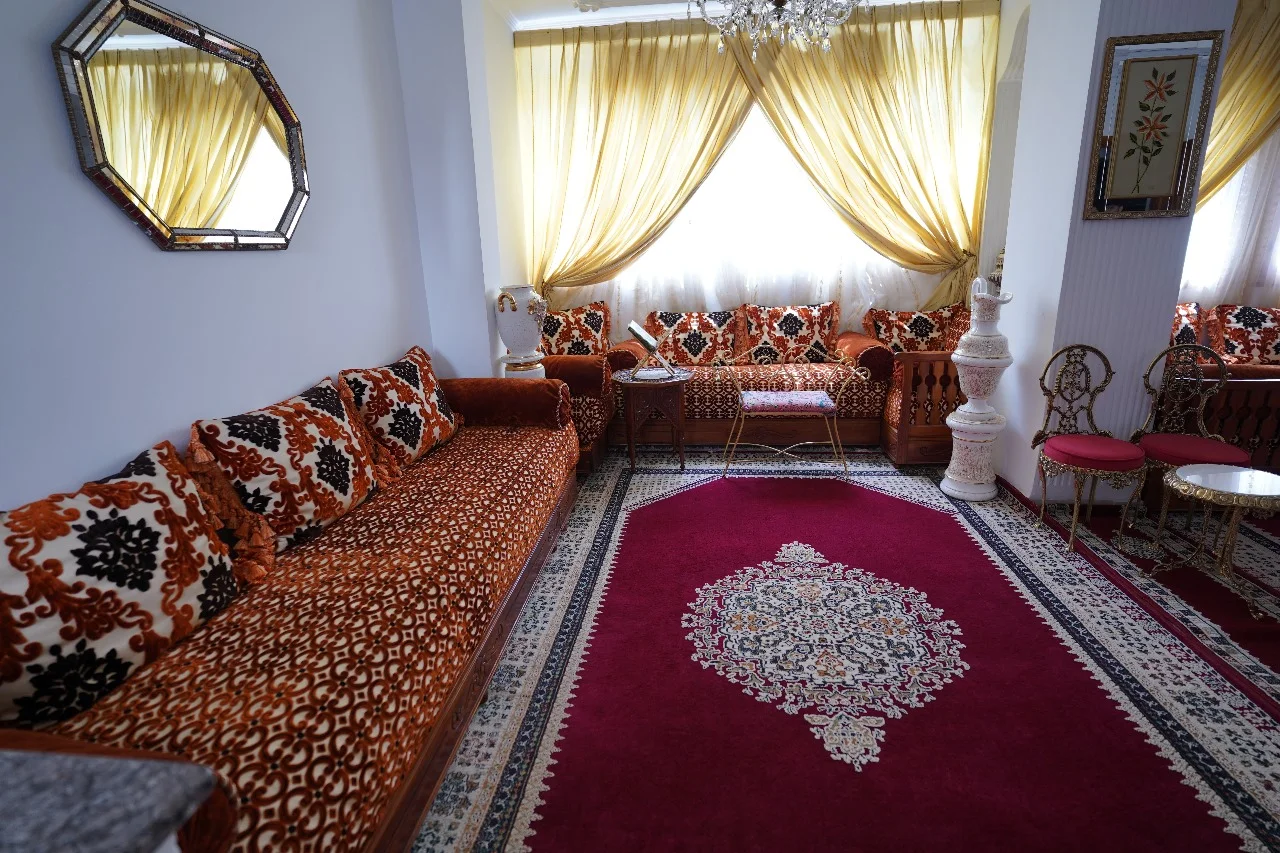 Appartement Portefeuille à vendre à tetouan Deux grands salons 3 chambres 140 mètres 4ème étage