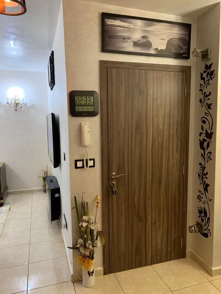 Appartement à vendre à Tétouan  2 chambres, bon état, proche des commodités