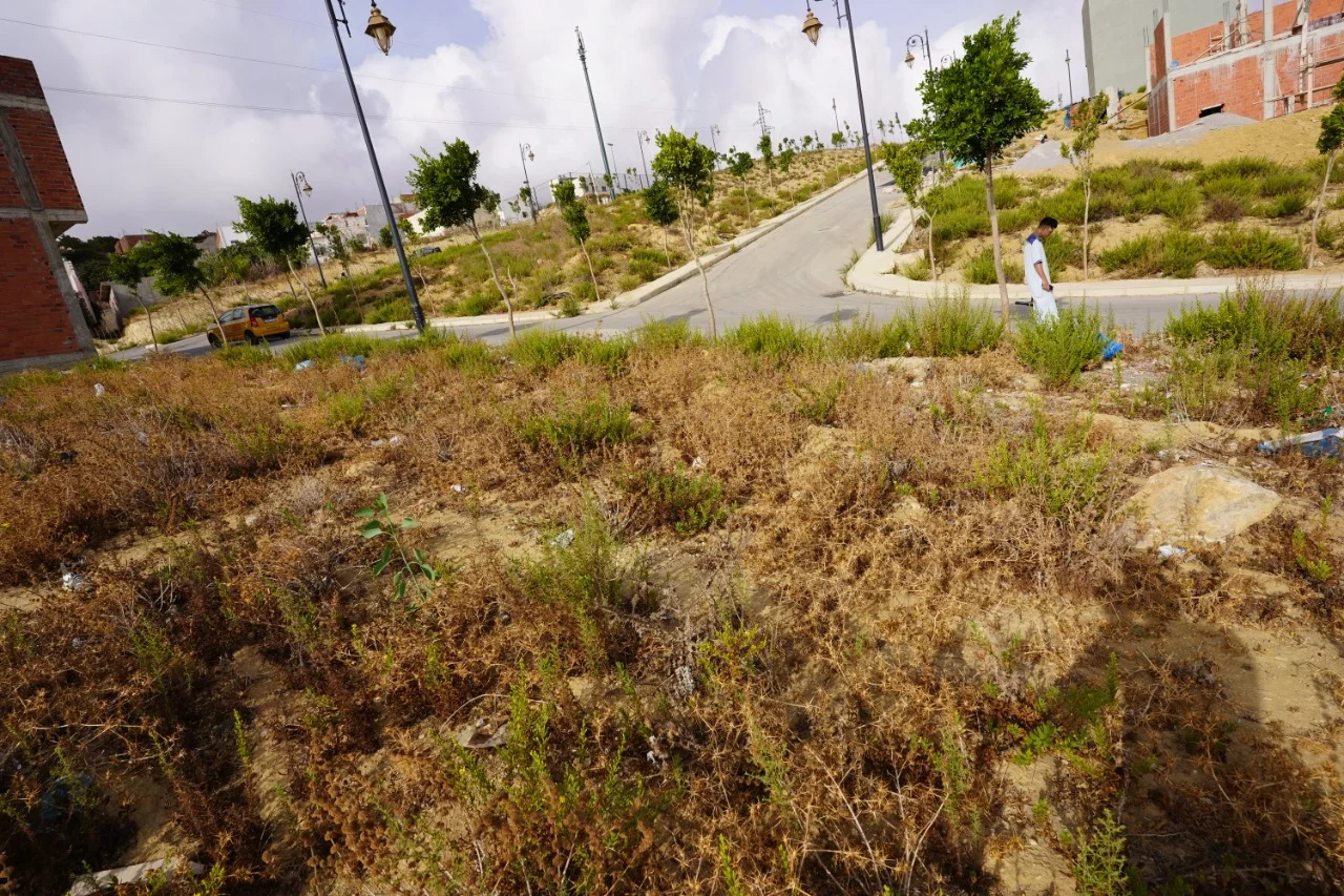 Un terrain à vendre dans la ville de Tétouan, équipé en eau et électricité 70 m²