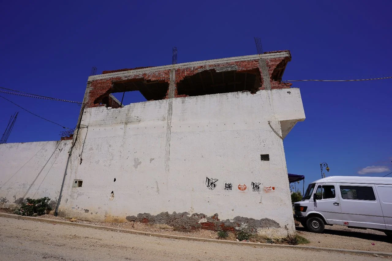 Terrain à vendre dans la ville de Tétouan, sa superficie est de 350 mètres carré